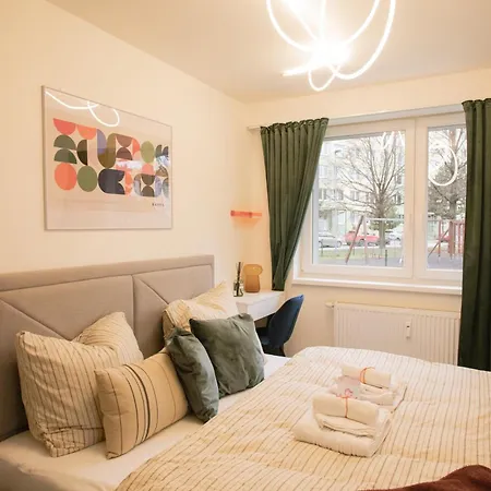 Krivoo I-private Parking Διαμέρισμα Košice